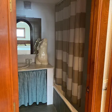 بيت للعطل Charming House Near The Sea In